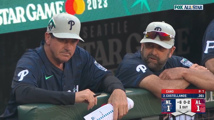 BuzzWIP's tweet photo. The only man who has managed the National League to victory in the last decade. https://t.co/OqFW2BI5Aq