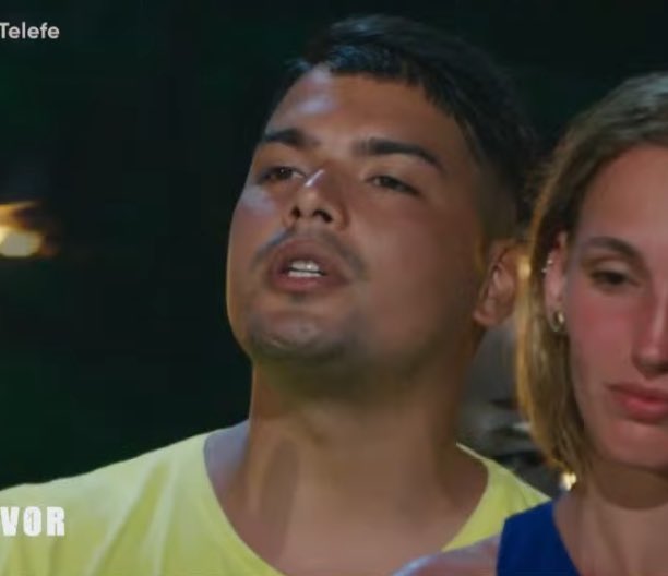 angelntion's tweet image. SAMANTA: “te pusiste a llorar por un dolor de panza y nos decis debiles a las mujeres” REINA #SurvivorTelefe