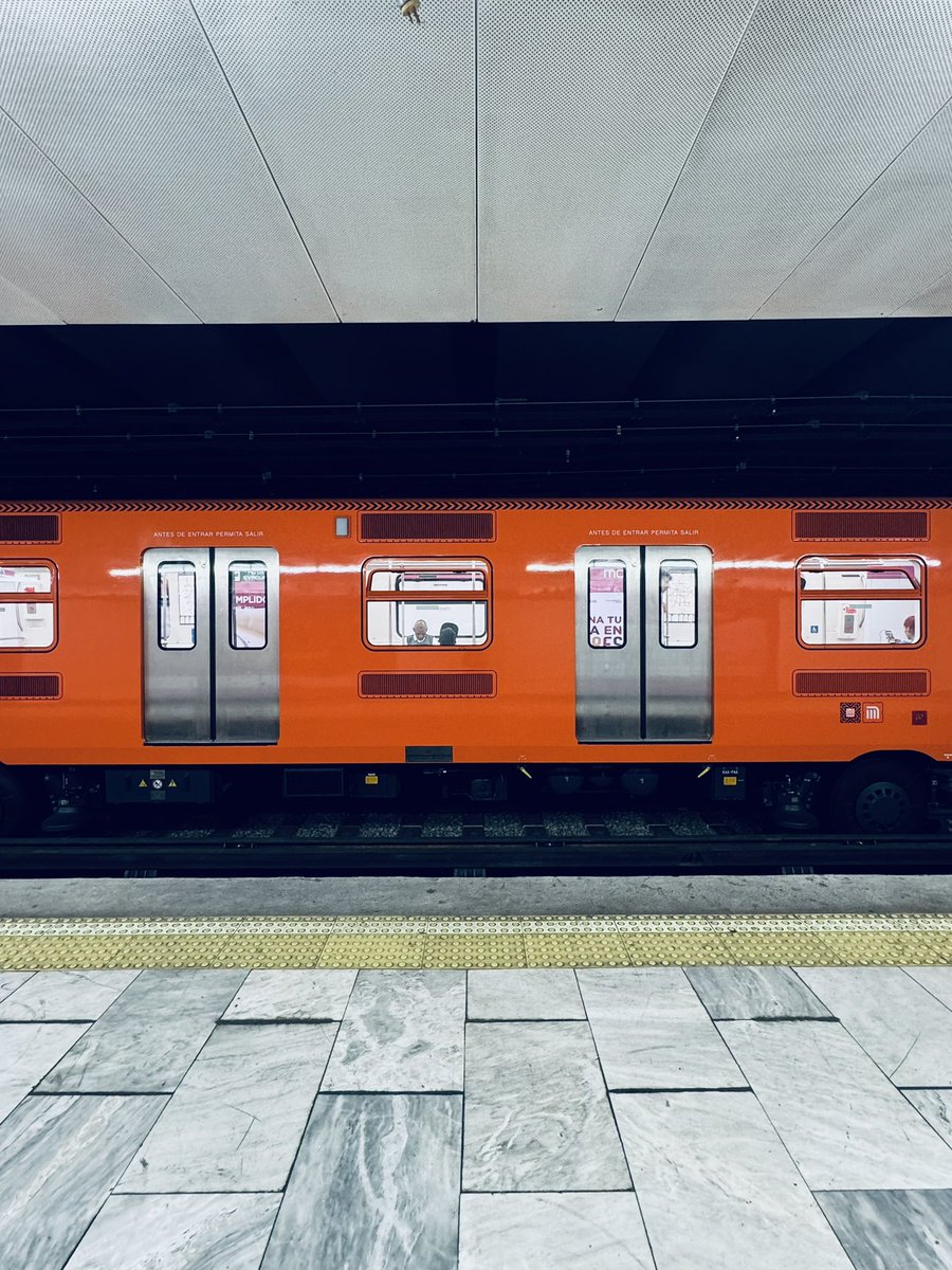 Comunicación de la ciudad.🗼