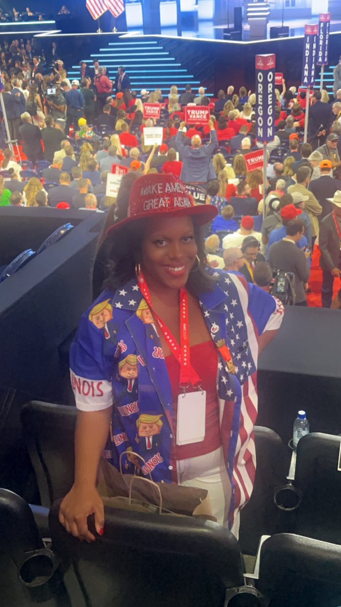 ChicagoREDP's tweet photo. The #RNC is showing #ChicagoRED SO MUCH LOVE! #Trump2024 https://t.co/fS4heZGuCn