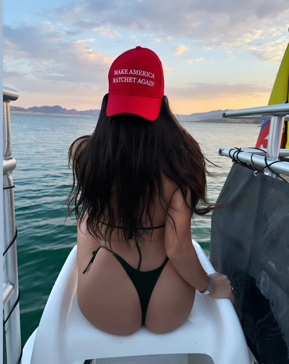 OMGinaeth's tweet image. MAGA forever A1 day 1 !
πΊπΈ π TRUMP loves women !
MAGA Women are the hottest!!!!