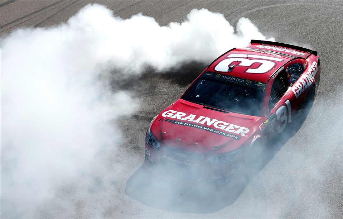 <a href="/Conner_MV33/">Conner</a> GOES BACK TO BACK AT VEGAS