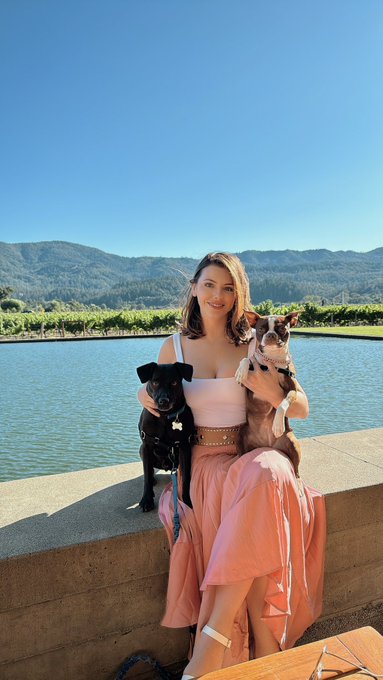 1 pic. My first day in #Napa had been so amazing. I’m so blessed to be here. https://t.co/RX8h2571py