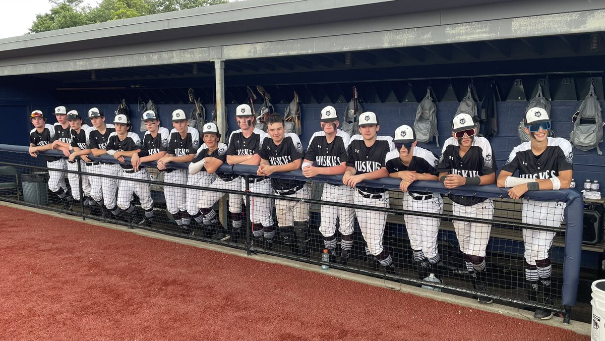 N.E.huskiesbaseball tweet media