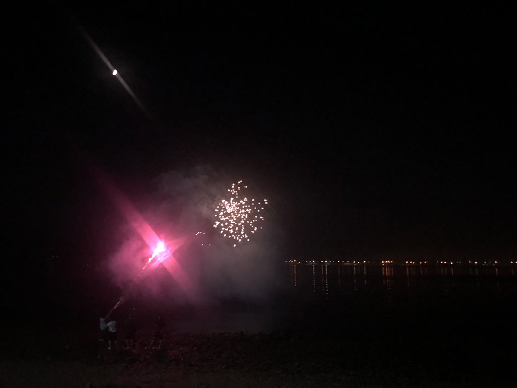 monkeychen26's tweet photo. 开发区的海边还是有点东西的#Dalian https://t.co/JFYJJz6yVs