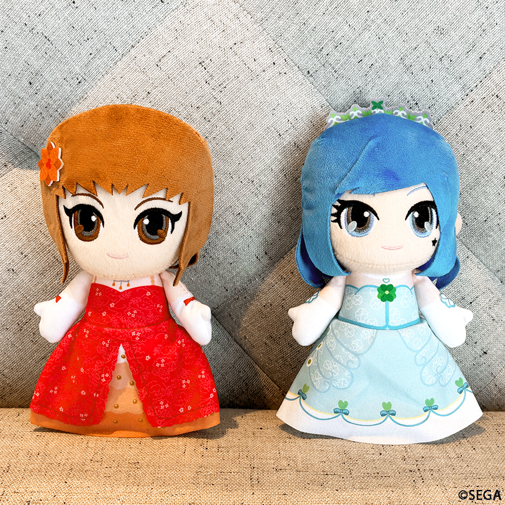 SEGA_OFFICIAL's tweet photo. 『オシャレ魔女 ラブ and ベリー』20周年記念のセガプライズが、全国のゲームセンターやオンラインクレーンに登場します❤💙

いろいろなコーディネート姿のラブとベリーのぬいぐるみは、7月、8月に順次展開予定！
ふたりといっしょにオシャレをお楽しみください✨️

#ラブandベリー20周年 https://t.co/2Ws56tUide