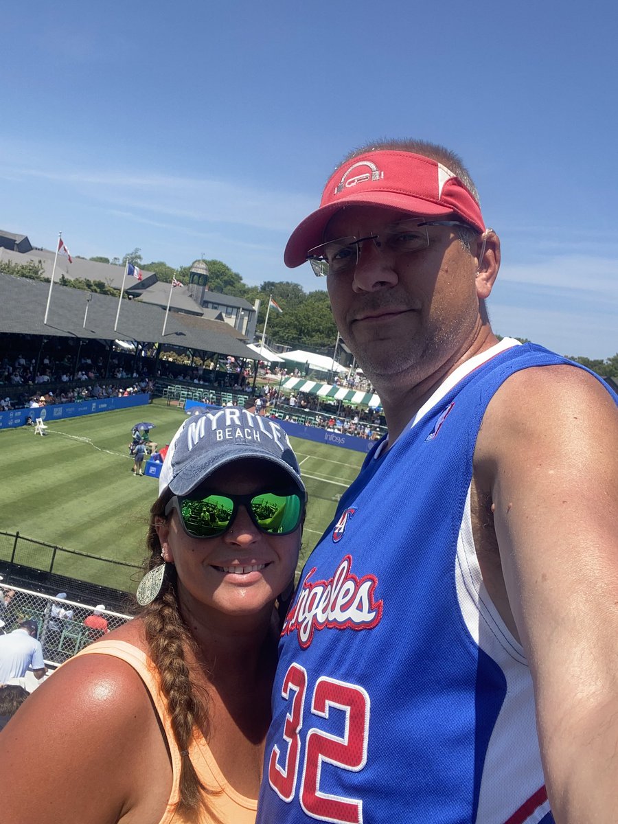 SilentDFSCoach's tweet image. #InfosysHallofFameOpen felt like @Wimbledon today. The atmosphere is beautiful! @TennisHalloFame