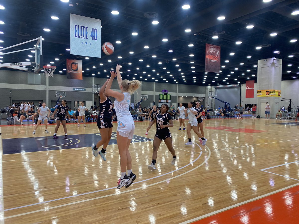 Legacy Hoops Girls AAU (@legacy_hoopsaau) on Twitter photo Shooters shoot!!! <a href="/audreybrown2007/">Audrey Brown</a> <a href="/Elite40League/">Elite 40 League</a> <a href="/TFNsRun4Roses/">TFN's Run 4 Roses</a> #LegacyHoops #Legacy #MoreThanBasketball #Family #Roses24 Shooters shoot!!! <a href="/audreybrown2007/">Audrey Brown</a> <a href="/Elite40League/">Elite 40 League</a> <a href="/TFNsRun4Roses/">TFN's Run 4 Roses</a> #LegacyHoops #Legacy #MoreThanBasketball #Family #Roses24