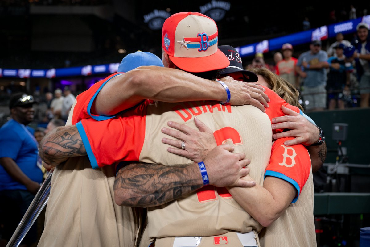 RedSox's tweet image. It's real dusty in here.