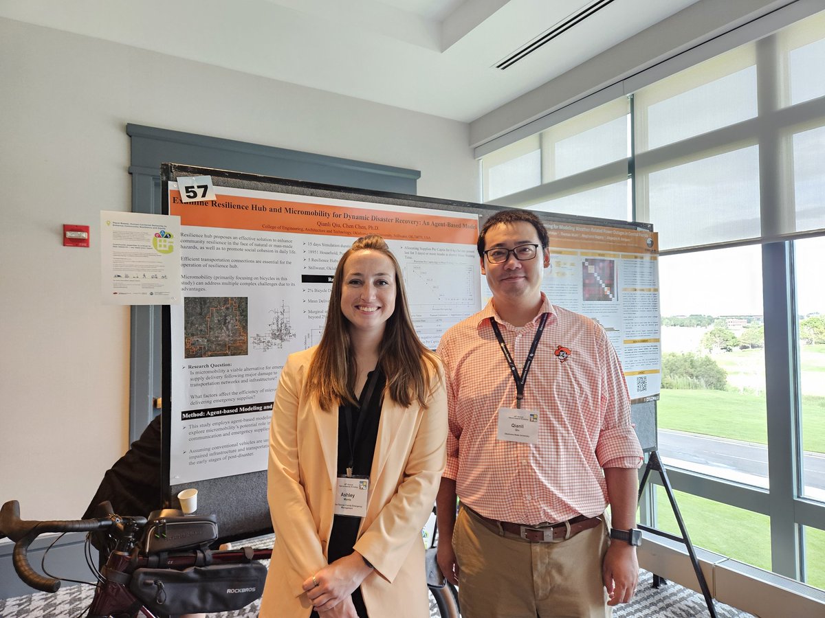 MissAshes92's tweet image. I also met @okstate Fire and Emergency Management PhD faculty and students for the first time in person! 🥳😀🧡

It was great to support their work and also see people live and not on ZOOM during our virtual lectures. 
#OSUFEMP #OrangePride #PhDinProgress #EMGTwitter #HazWS2024