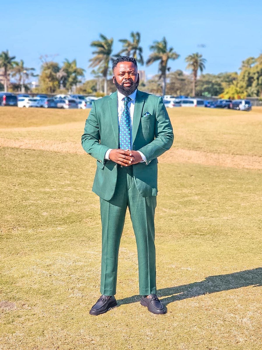 mphumbudemaemu2's tweet photo. @Terrimudau @Phalaphala @pfuluwanin @mabegelivhu @deep_renzo @Dakalo_Baloyii @RonaldSingo2 @MphoThovha @lenyalo_pat @SalaniRose @TshilidziUakona @NRamuntshi @MuhaliTakalani @Octavia_Pfarie #ro tika TRT #gariki dza mirithitho🔥👌👂📻💯❤️❤️✊✊#chico🍽🥣🥘 https://t.co/tjxXqu3pxR