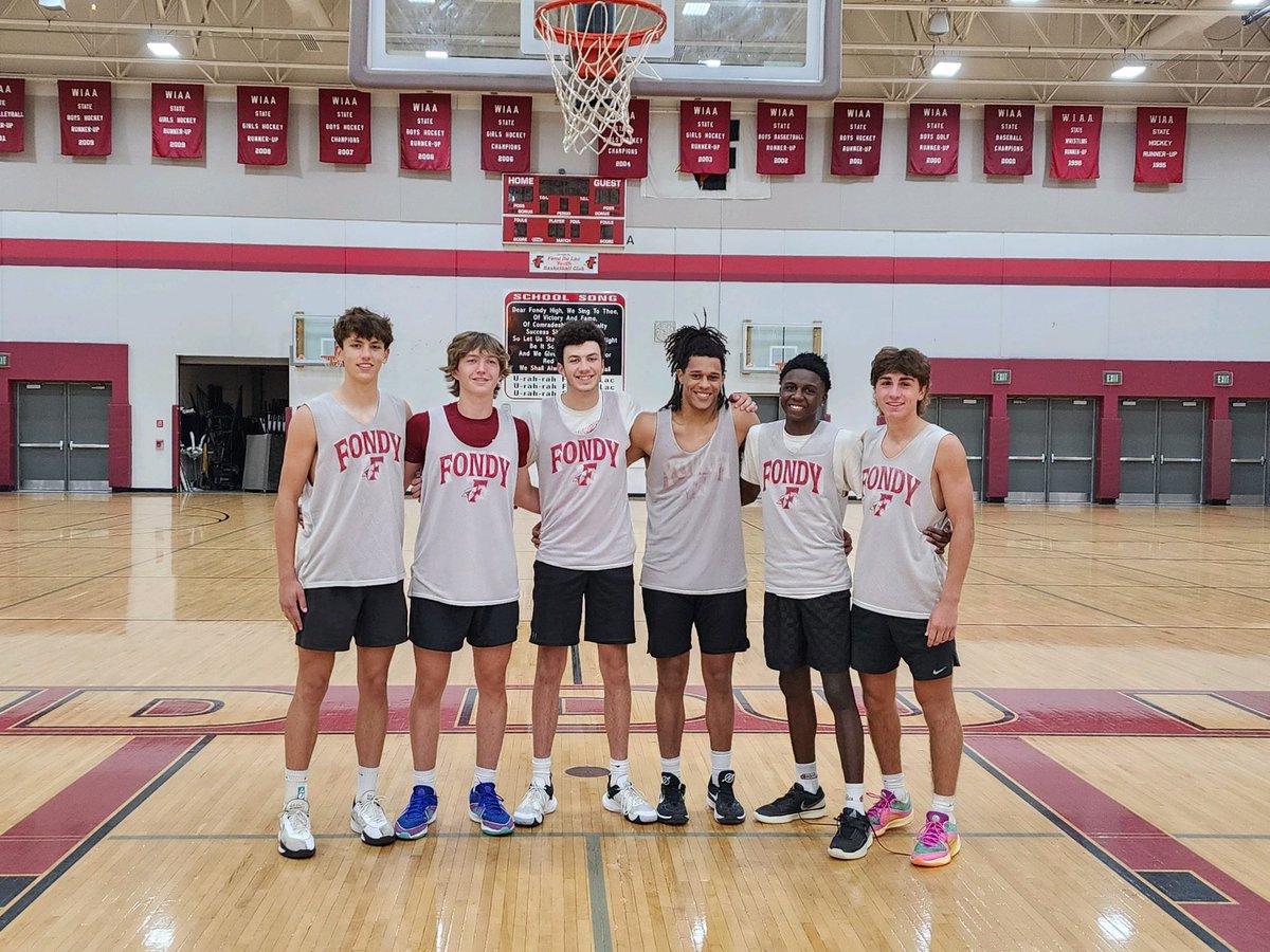 Last Summer League Games for the Seniors. <a href="/eli_braatz/">Eli Braatz</a> <a href="/conormjohnson/">Conor Johnson</a> <a href="/snagzalert/">strebs</a> <a href="/MarvinHaslett1/">Marvin Haslett</a> <a href="/elizimmy22/">Eli Zimmerman</a>