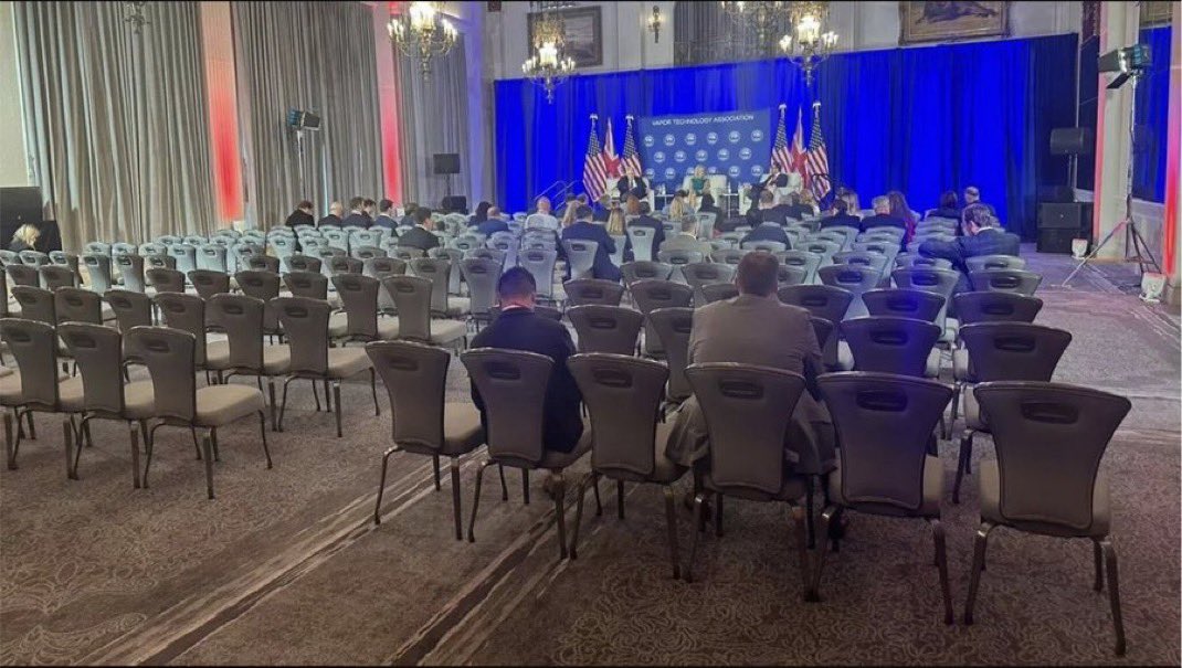 PJPM99's tweet photo. Look at how few #Republican delegates from the #RNC2024 go to listen to #BorisJohnson! https://t.co/GE3vM0U63u