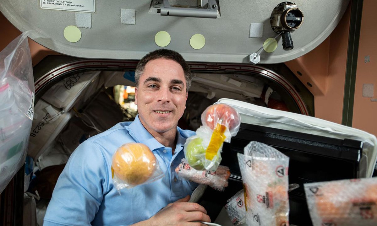 Scientists from RMIT University have led a world-first study on common food aromas that may help explain why astronauts 👩‍🚀👨‍🚀 report meals taste bland in space and struggle to eat their normal nutritional intake.

🔗rmit.edu.au/news/all-news/…