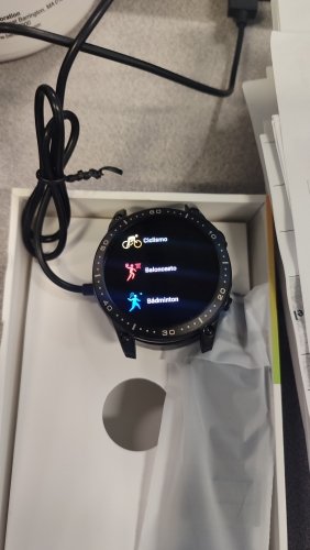 Zeblaze Stratos 3 Smartwatch with inbuilt GPS, Amoled screen with gorilla glass protection, voice calling, waterproof, health monitoring and fitness tracking Ksh 10,450