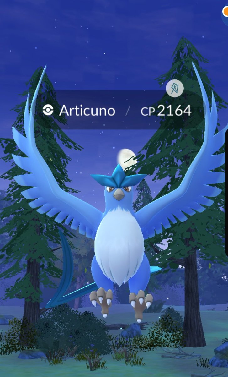 Articuno is Is breathtaking with the evening background and the moon  💙 anyone else have a favorite new background since they came out ??