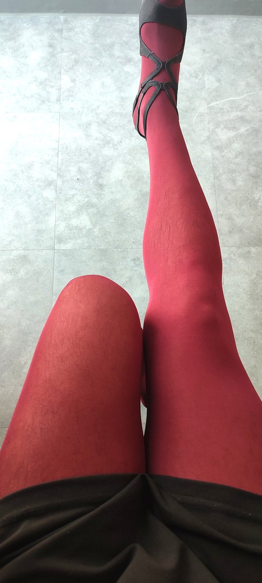 kinjho730's tweet photo. #maninpatyhose #panty #crossdresser https://t.co/E27VG7o39A