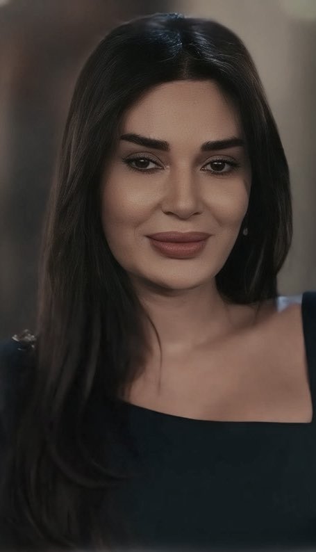 cyrinou7's tweet photo. صباحكم أجمل ابتسامة♥️✨
@CyrineAbdlNour #النسيان https://t.co/y4Fzv5V2b0