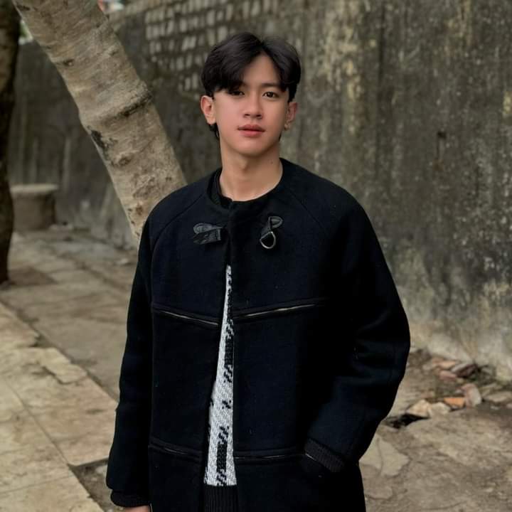 callboydn's tweet photo. Trái mới cho cả nhà gu ai thì ib lẹ, trai kiến trúc ngon
#MB
#ĐN
#CallBoy https://t.co/jPCPvcbWS9