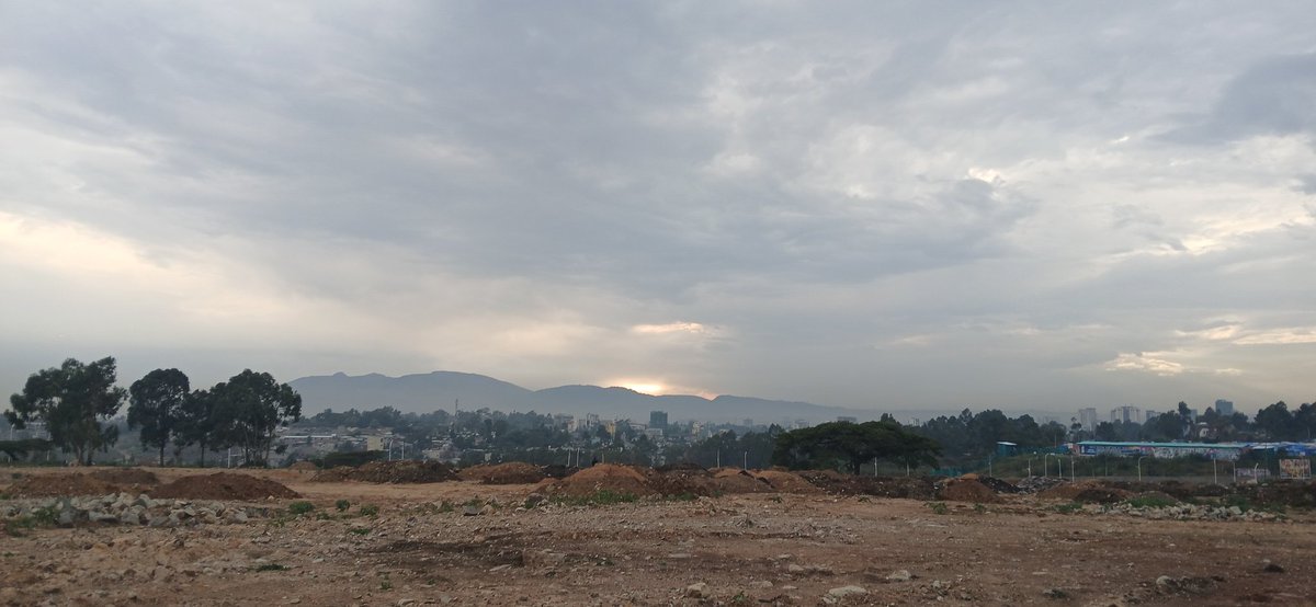 Desalegn_DT's tweet photo. ከቡስካው በስተጀርባ https://t.co/XY57ctw4TP