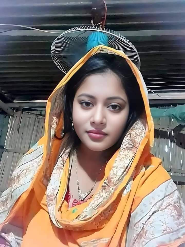 pkpk165's tweet photo. खुदा वो दिन नहीं लाए किसी पर,
किसी का दिल हो और आए किसी पर https://t.co/RoUiF9xPtA
