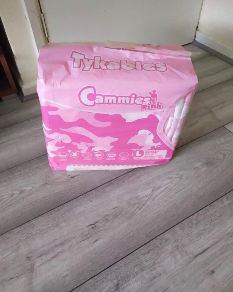 AlexCha87664513's tweet photo. I’m a mistress mommy and I do diaper changing and diaper and abdl supplies for diaper abdl dl Tbdl sissy pup and gay. …inbox me now if you need a mommy 🍼🍼🍼 https://t.co/vWTYDqrxTt