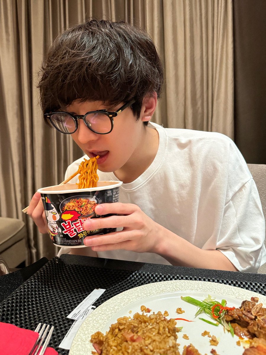 noosites1's tweet photo. @wnungies HAPPY WONWOO DAY 
#오늘도_달이예쁘다_원우야_생일축하해
#EveryWONWOO_Day
@pledis_17 https://t.co/kSSknjtUvr
