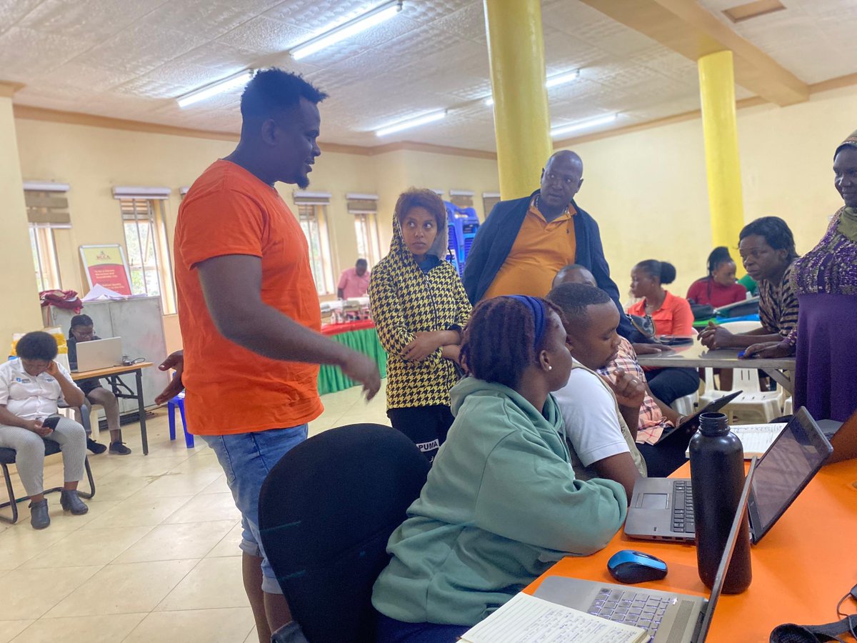 1GuildDigital's tweet photo. Last week, together with AHA, we trained CHWs in Kampala to use the rCHMIS mobile app to improve healthcare for urban refugees. Thirty VHTs participated, with sessions covering key functionalities and real-world application. #UrbanSettlement #Refugees #GuildDigital #AHA https://t.co/4ejFIh7udE
