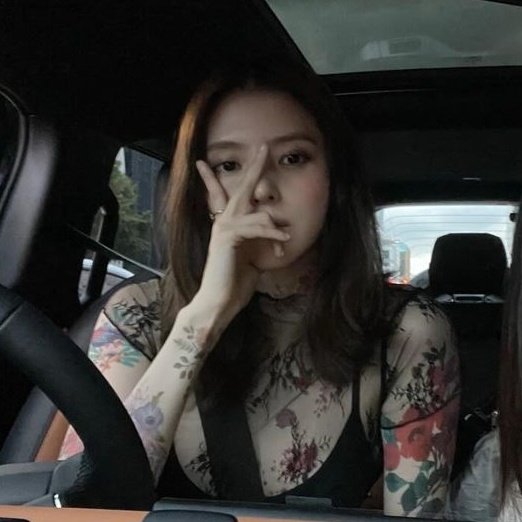 𝗥. (@ve1ghwest) on Twitter photo 