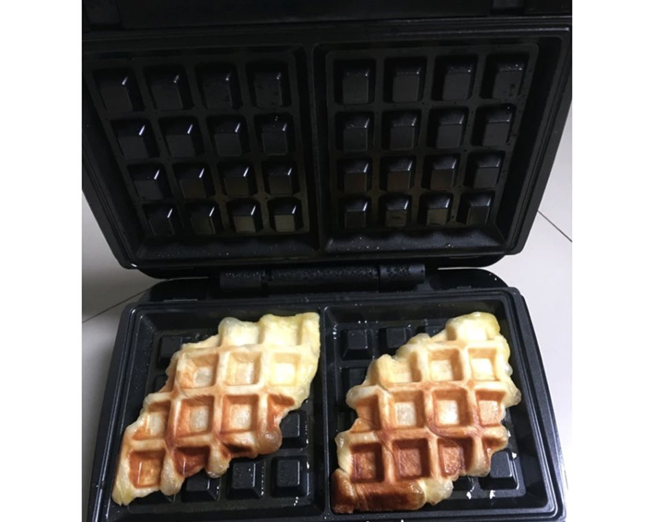 hnlbyprv's tweet image. 2. ￼SONIFER New Waffle Maker Croffle Maker Alat Pembuat Croffle Waffle Electric SF-6134 (+) FREE BUKU RESEP
Link shopee: s.shopee.co.id/9KNgJOOYwE
Link tokped: tokopedia.link/NErNXAdtiLb