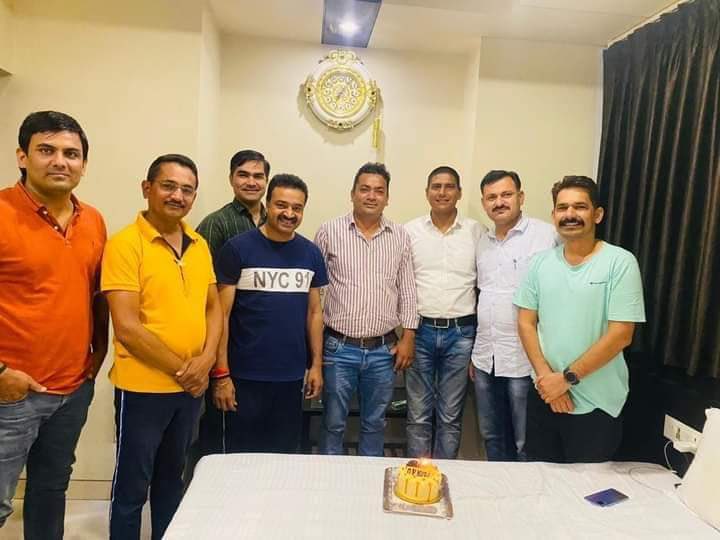 अभिन्न मित्र ओम कुड़ी को जन्म दिवस की बहुत बहुत बधाई व हार्दिक शुभकामनायें 🎂😊
<a href="/MohanSihag24/">Mohan sihag</a> <a href="/jaipur_resla/">OM PRAKASH KURI(ओम प्रकाश कुड़ी) (प्रधानाचार्य)</a> <a href="/NarendraKaswa16/">Coach Narendra Kaswan</a> <a href="/sumerkhatana_/">Sumer Khatana</a>