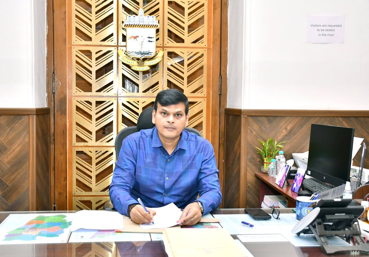 Greater Chennai Corporation (@chennaicorp) on Twitter photo பெருநகர சென்னை மாநகராட்சி ஆணையாளராக திரு ஜெ.குமரகுருபரன் இ.ஆ.ப., அவர்கள் பொறுப்பேற்றுக் கொண்டார்.
#ChennaiCorporation 
#HeretoServe பெருநகர சென்னை மாநகராட்சி ஆணையாளராக திரு ஜெ.குமரகுருபரன் இ.ஆ.ப., அவர்கள் பொறுப்பேற்றுக் கொண்டார்.
#ChennaiCorporation 
#HeretoServe