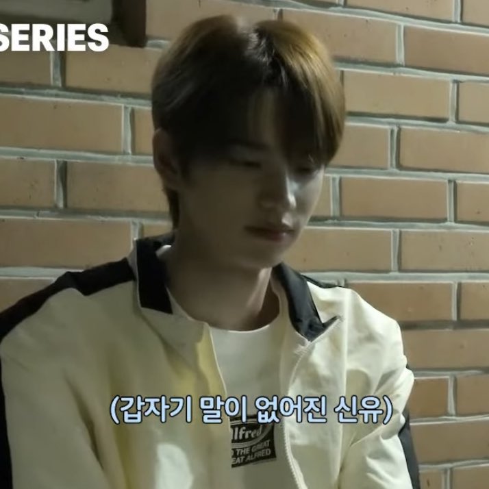 파랑 (@xxbluewaveshin) on Twitter photo 