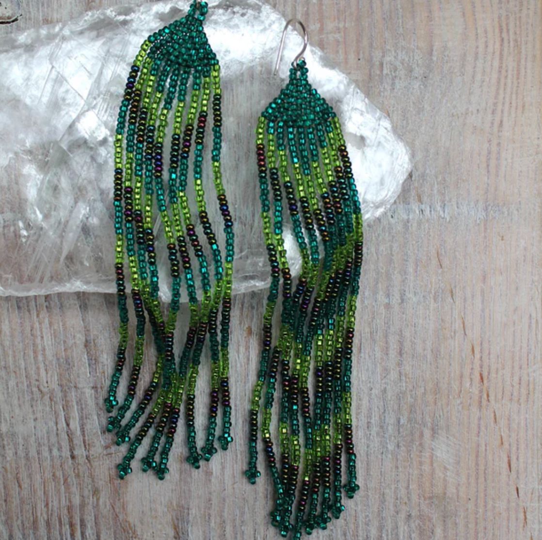 Loving these gorgeous green Guatemalan rainforest earrings 🌱