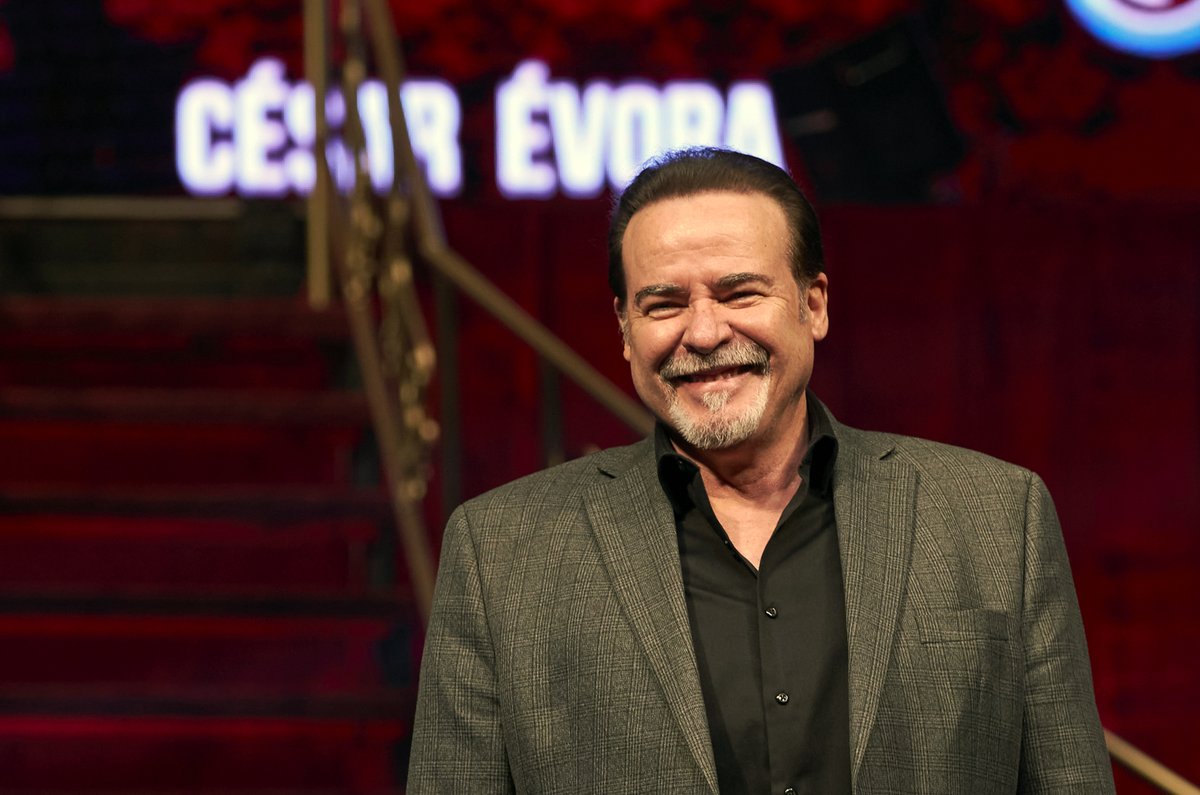 shefcarib's tweet image. #CésarÉvora #PerfumeDeGardenia