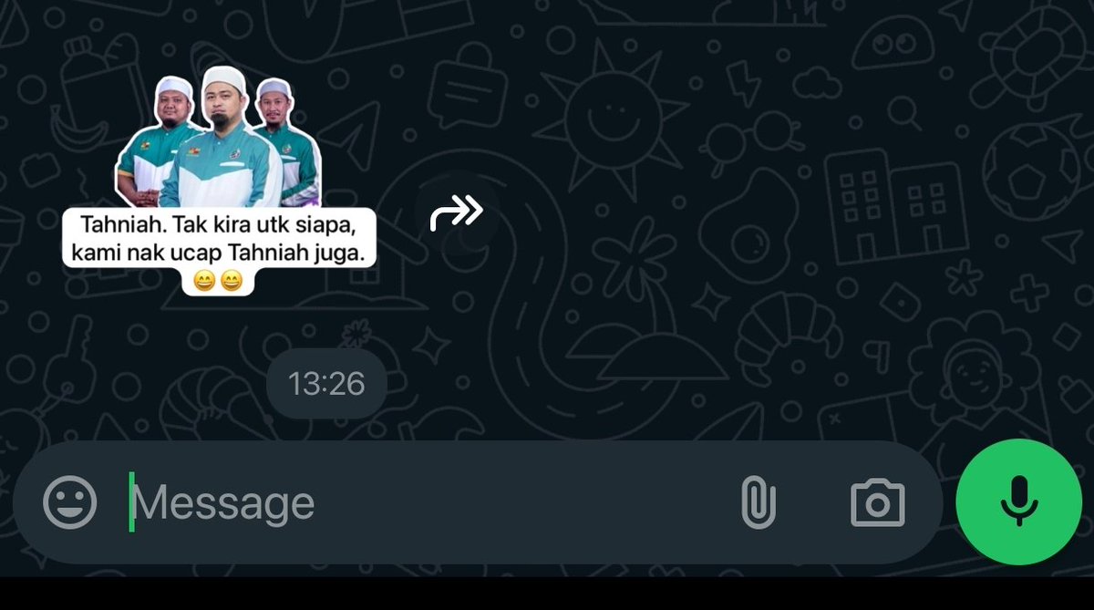 La_FarEast's tweet photo. Haha dah ada sticker WA. 😄😄 https://t.co/s2WwTHGdpz
