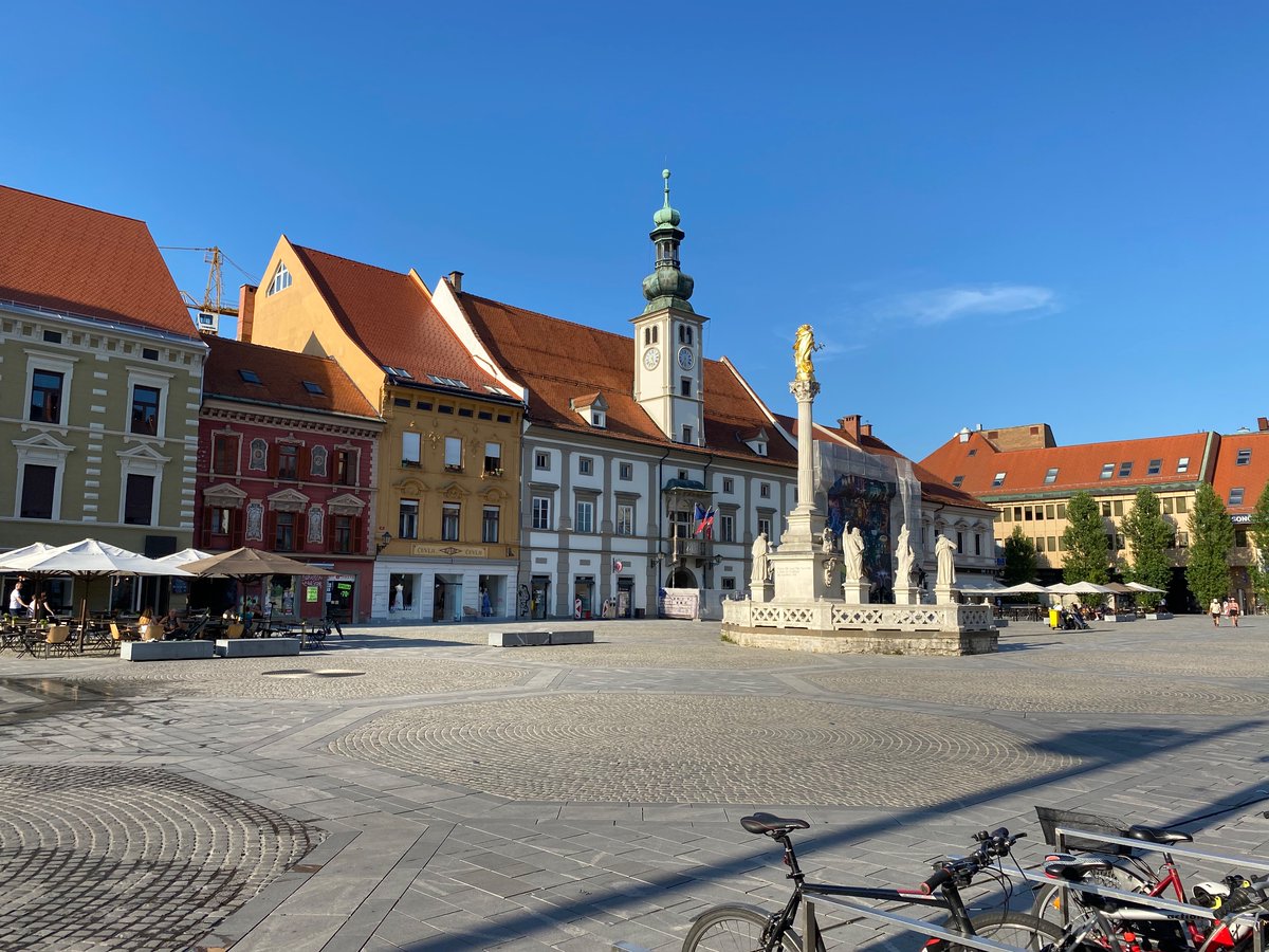 NJFaraday's tweet photo. Day two of the flying trip with @James_Lee147. We’ve made it to Maribor in Slovenia. https://t.co/Cic1QMlBov