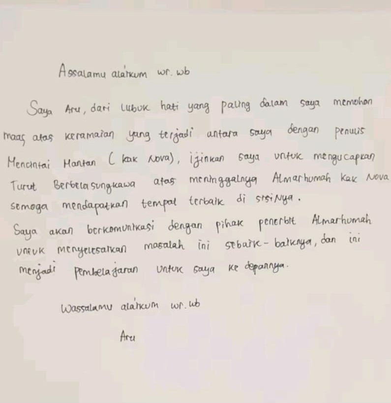 sillytinytoes's tweet photo. kenapa baru sekarang aru??🙂 abis rame gini baru ada itikad baik buat minta maaf, dua bulan kemarin kemana? semoga bener-bener bisa diselesaikan ya, gak ada alasan lagi atau cari pembelaan lain. 
#StopPlagiat #JusticeForNova
#StopPlagiat #JusticeForNova https://t.co/F68oUVnruI
