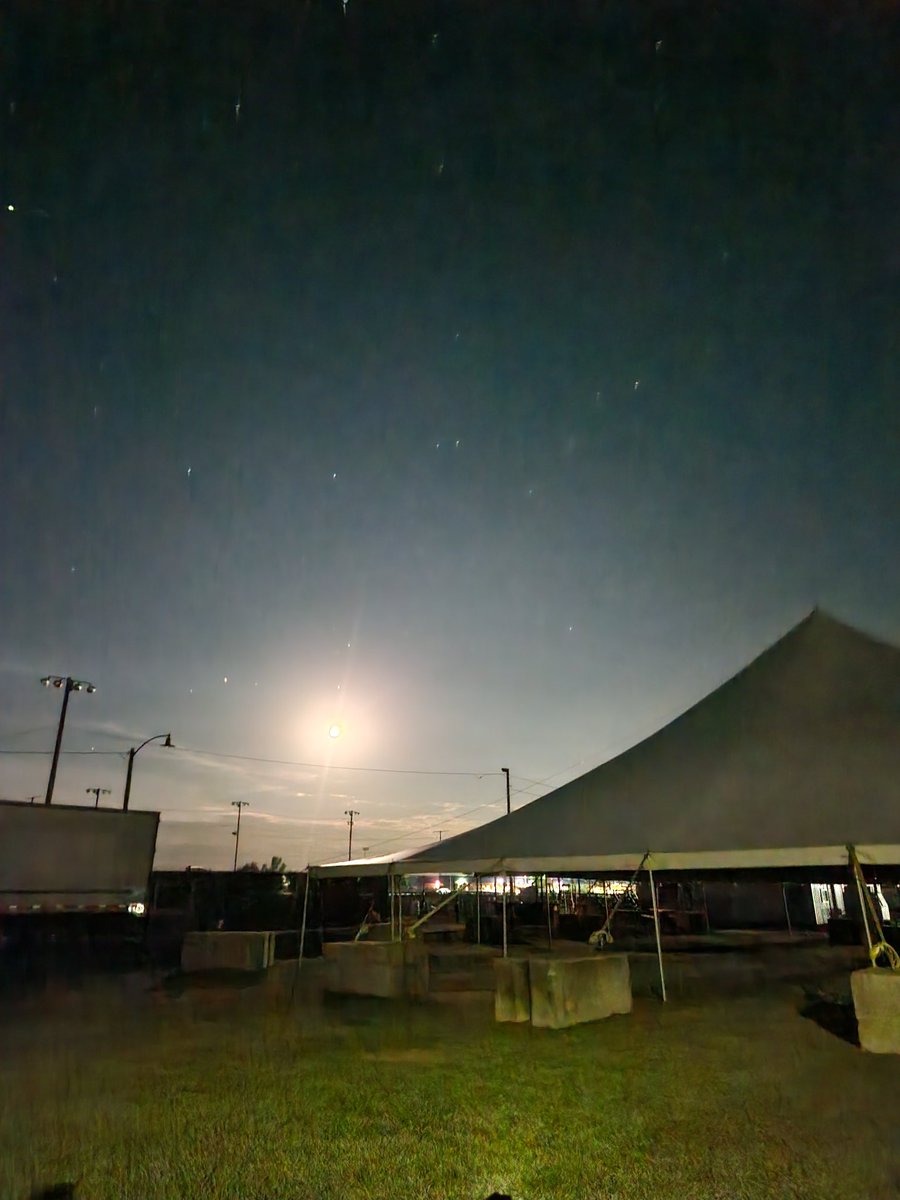 mike Lund tweet media