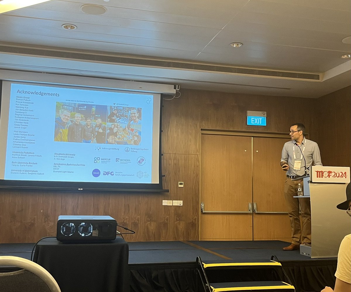 Excellent presentation <a href="/9thMOF2024/">MOF2024</a> from Sebastian Henke discussing the latest research in hybrid glasses from the <a href="/HenkeGroup/">HenkeGroup</a>! #MOF2024