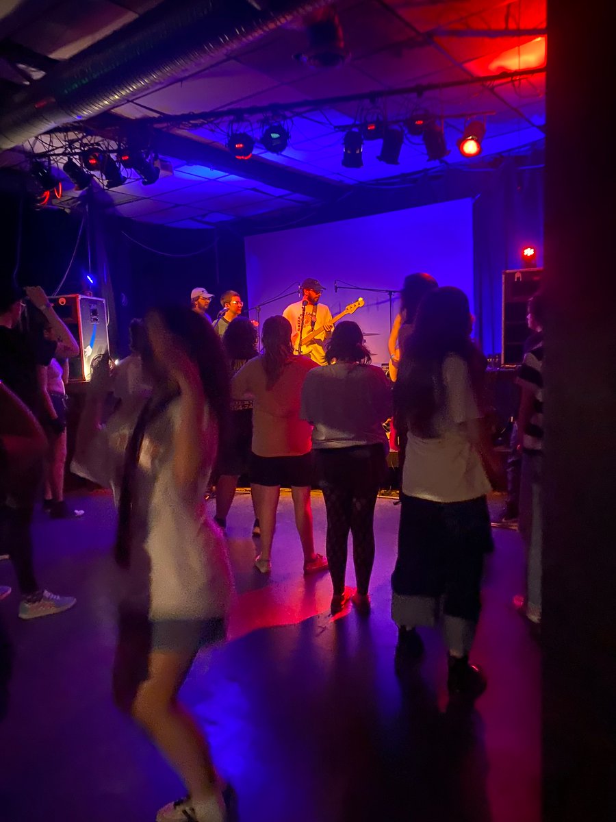 ngdrbot's tweet image. nobody here knows im ngdrbot on twitter @ngdeathrugby