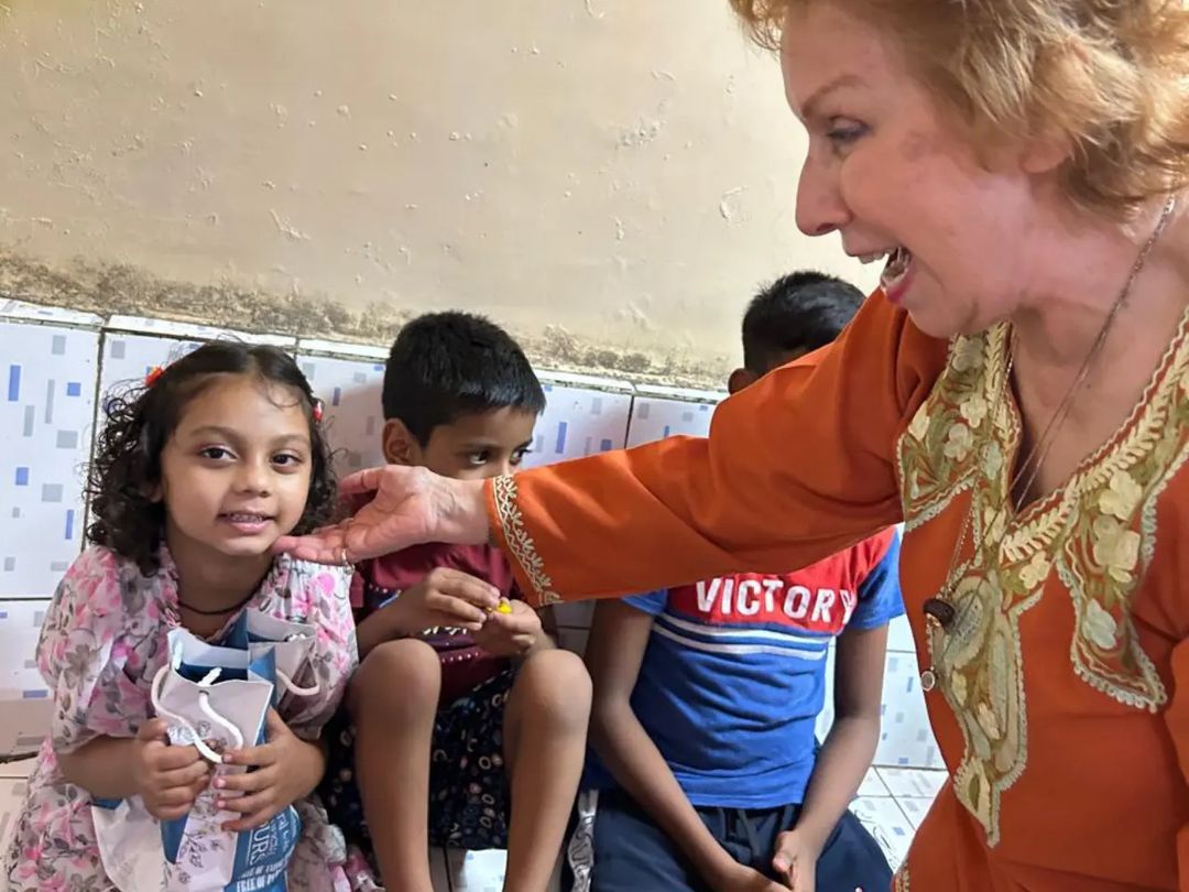 blossomkochhar's tweet image. Spending some quality time with the incredible children at Cankids, Kotla Mubarakpur! Their smiles are contagious, and their spirit is truly inspiring. These little ones deserve the world! ❤️

#CancerSupport #spreadinghappiness