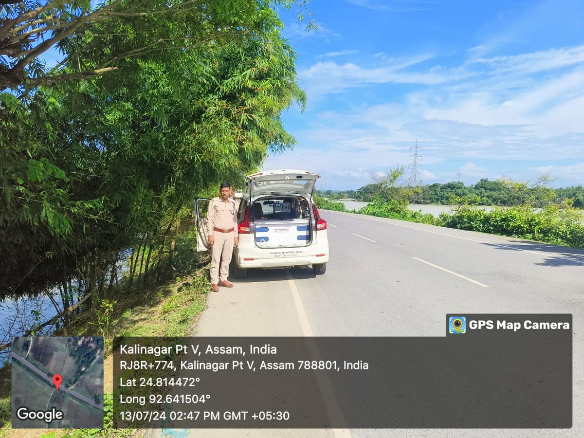 DTOHailakandi99's tweet photo. Enforcement drive against various offences on - 13/07/2024
W/O Insurances -02
W/O Helmet -06
W/O Seat Belt -01
W/O PUCC- 07
O/W DL-01
0thers- 04
@CMOfficeAssam @TransportAssam @Assamroadsafety @keshab_mahanta
@assampolice @gpsinghips #RoadSafety https://t.co/Q9eHynjvyv
