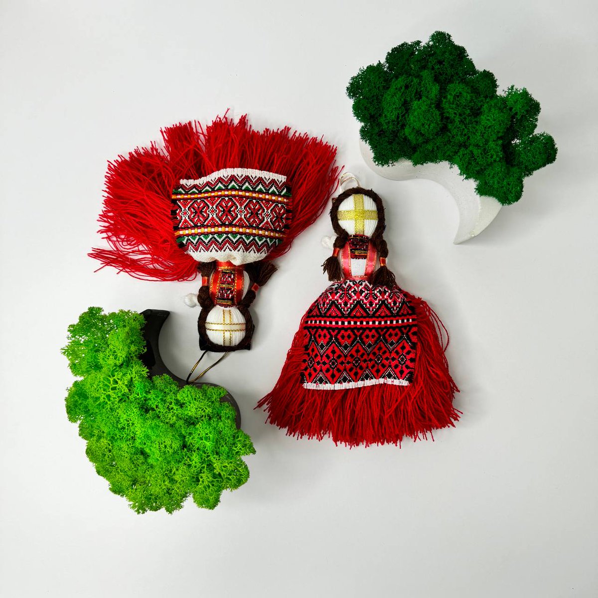 badgirlalla's tweet photo. Look what I found🥺
These Ukraine dolls, bracelets and pendants designs are so fine, Need one to myself😍❤️ https://t.co/0AJu7jtX8R