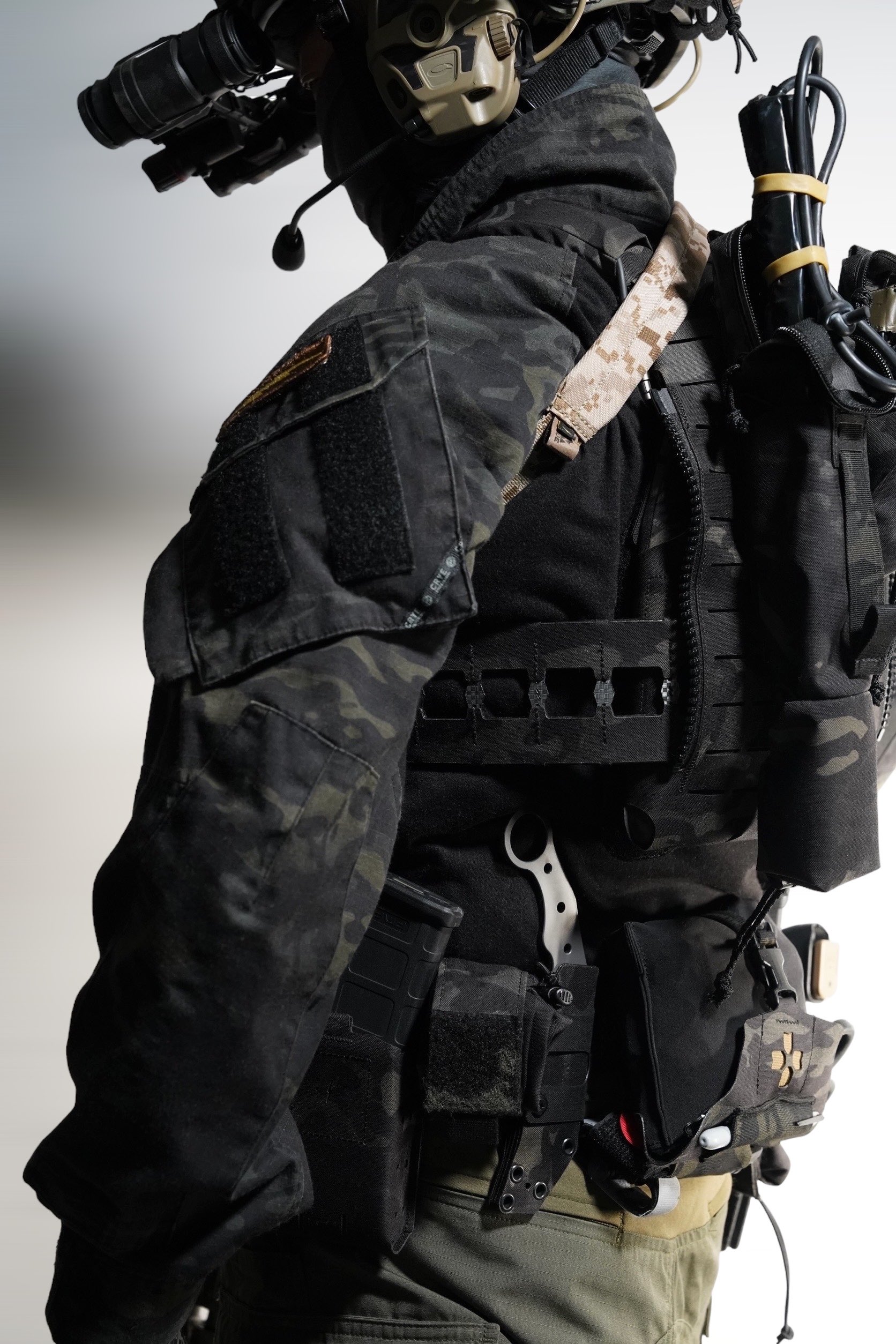 VOLK TACTICAL GEAR ファーストライン 再販無数量限定 VOLK TACTICAL GEARファーストラインMCBK
