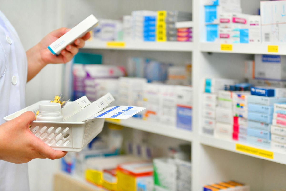 wgswaste's tweet photo. We specialise in safe and compliant disposal of pharmaceutical waste. 

Our services ensure that solid-dose medicines and other pharmaceutical waste, cytotoxic and cytostatic waste, are managed responsibly to protect our communities and the environment. 💊🌍 https://t.co/rv8LFkNpRI
