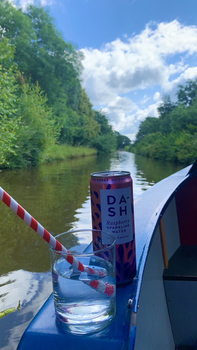 Kate Betts tweet media