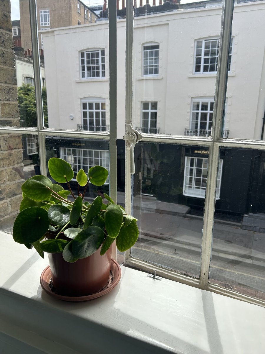 Look familiar to any Bridgerton fans?

We've had our fair share of filming at wallacespace st pancras. Our spaces are great for changing rooms, set designing, storage or even filming scenes. 

Our teams are discreet and our chefs will keep the whole crew well fed and energised!