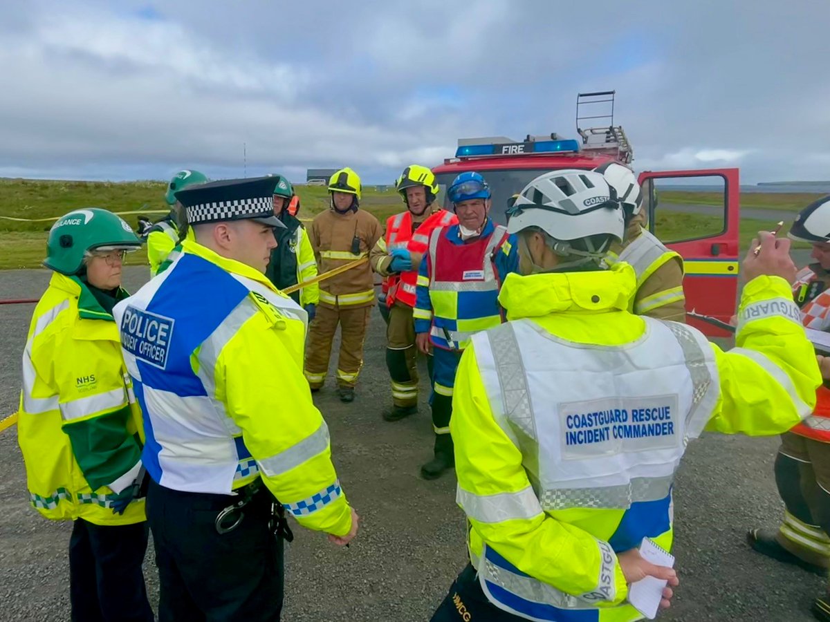 PSOSOrkney's tweet photo. On Saturday we took part in the Airport Emergency Exercise on Westray, testing the emergency response plan. Officers along with other emergency responders used the exercise to expanded their learning and knowledge of partners capabilities.

#CommunityPolicing #MultiAgencyResponse https://t.co/YHxsxeqnpQ
