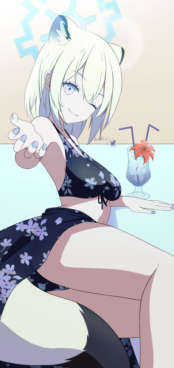 ブルアカ「「先生、海、楽しんでる?」#ブルアカ 」|狐屋敷みら🌲コミティア144 A39bのイラスト